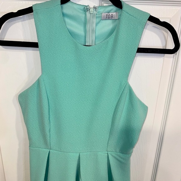 Dress - Picture 4 of 8